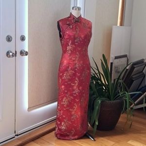 Chinese Qi-Po evening dress.
